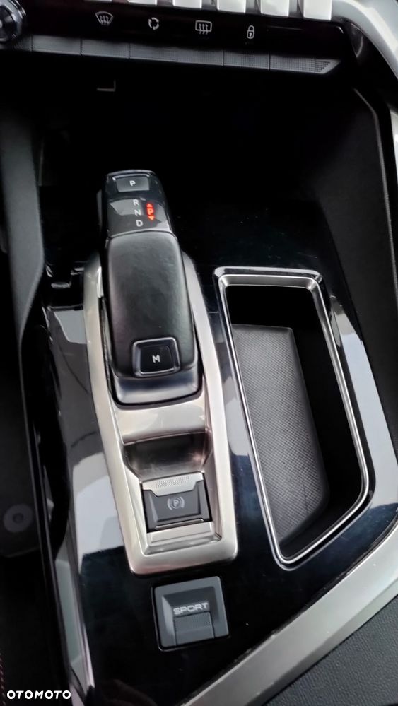 Peugeot 5008 - 25