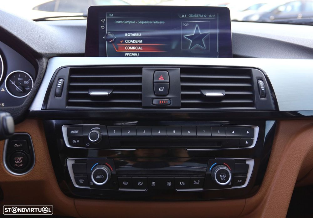 BMW 320 d Touring Line Luxury Auto - 11