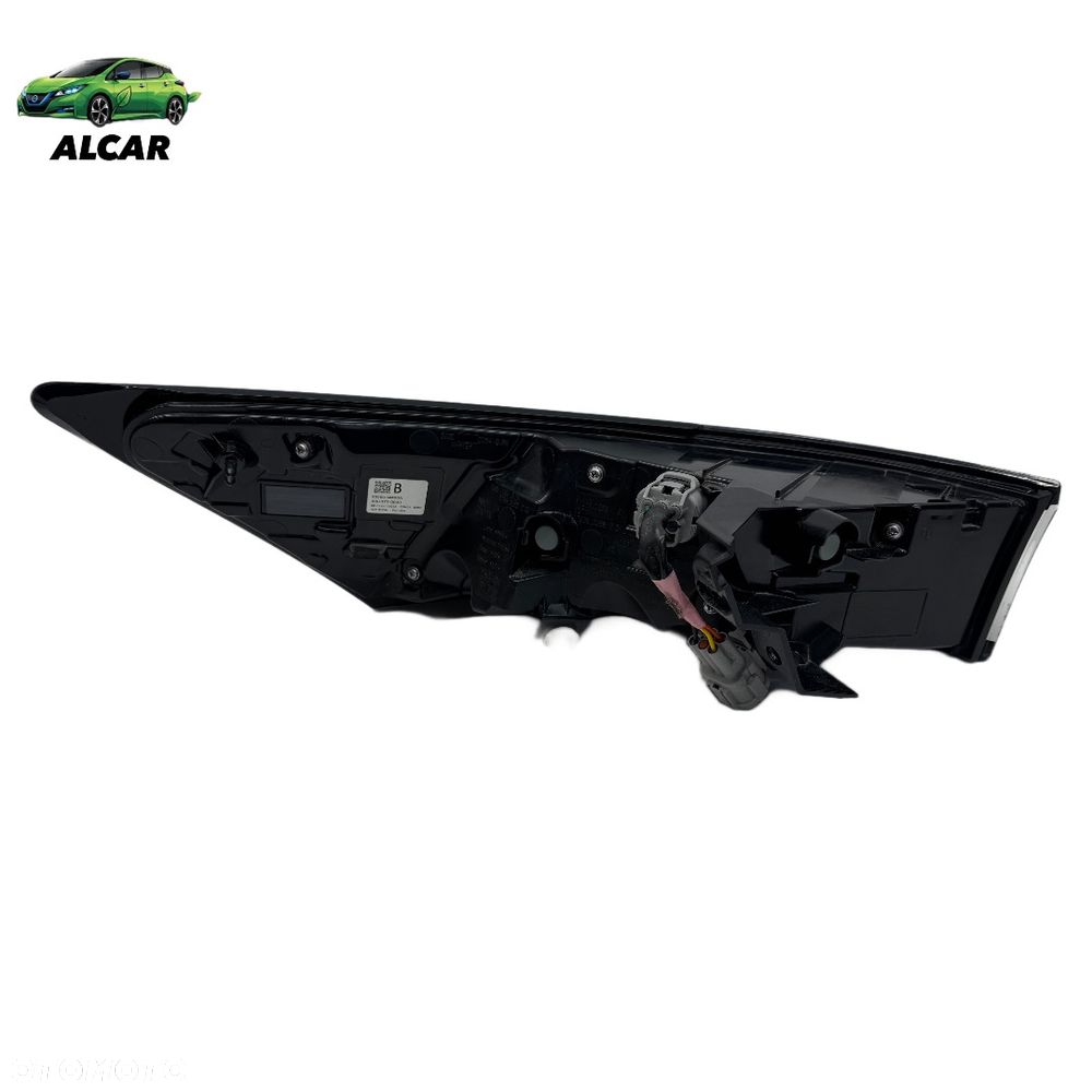 LAMPA PRAWA TYŁ W BŁOTNIK NISSAN ARIYA 26550 5MS0A - 4