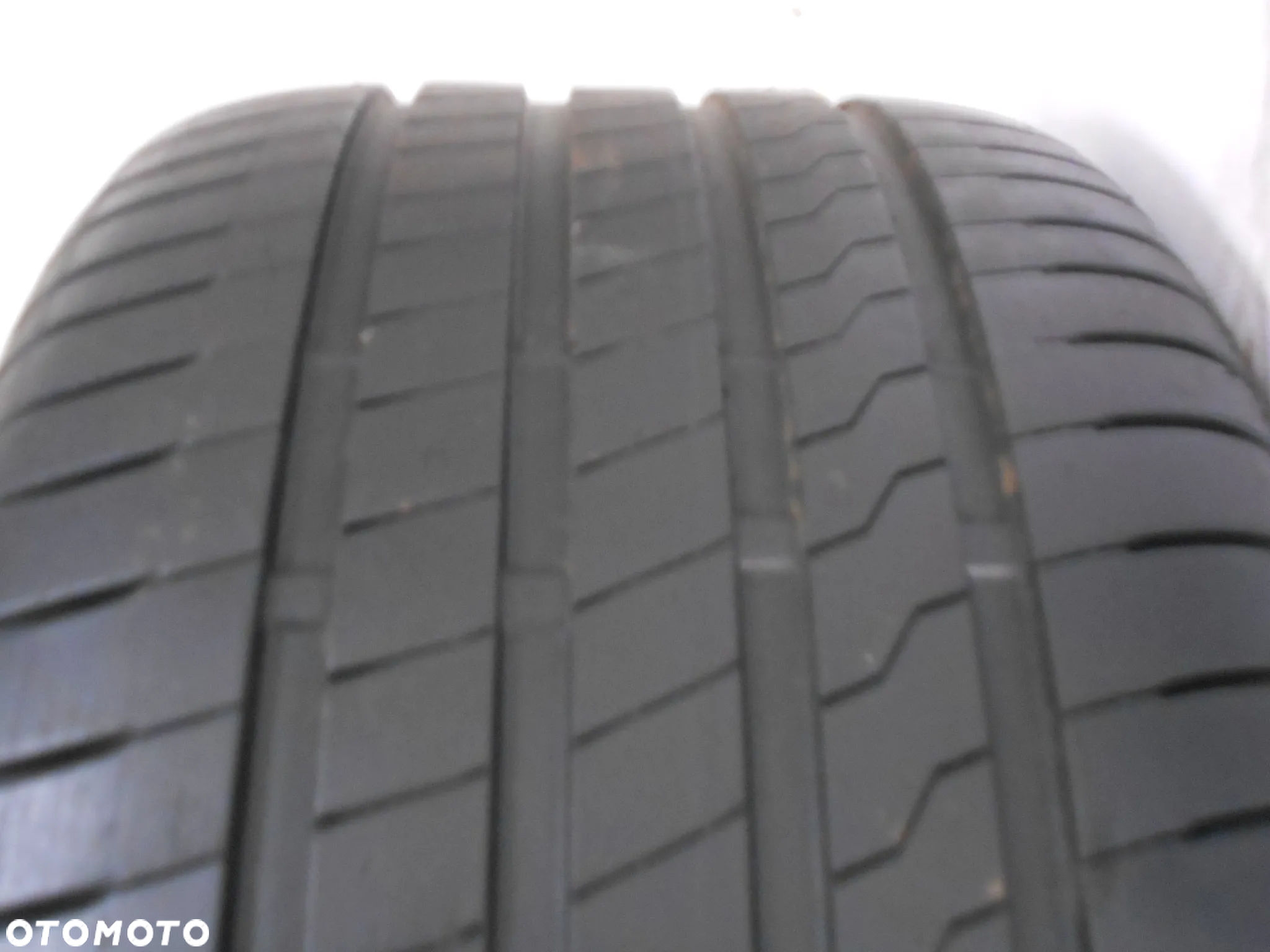 OPONA POJEDYNKA 255/35R18 FIRESTONE ROADHAWK DOT 1822 6MM - 2
