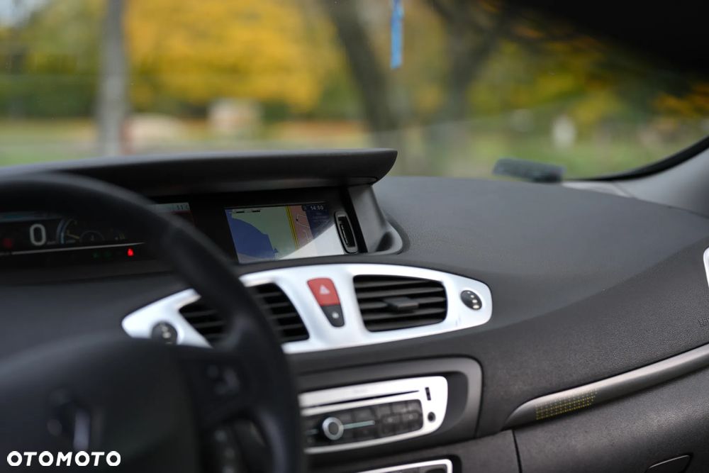 Renault Scenic 1.9 dCi FAP Exception - 14