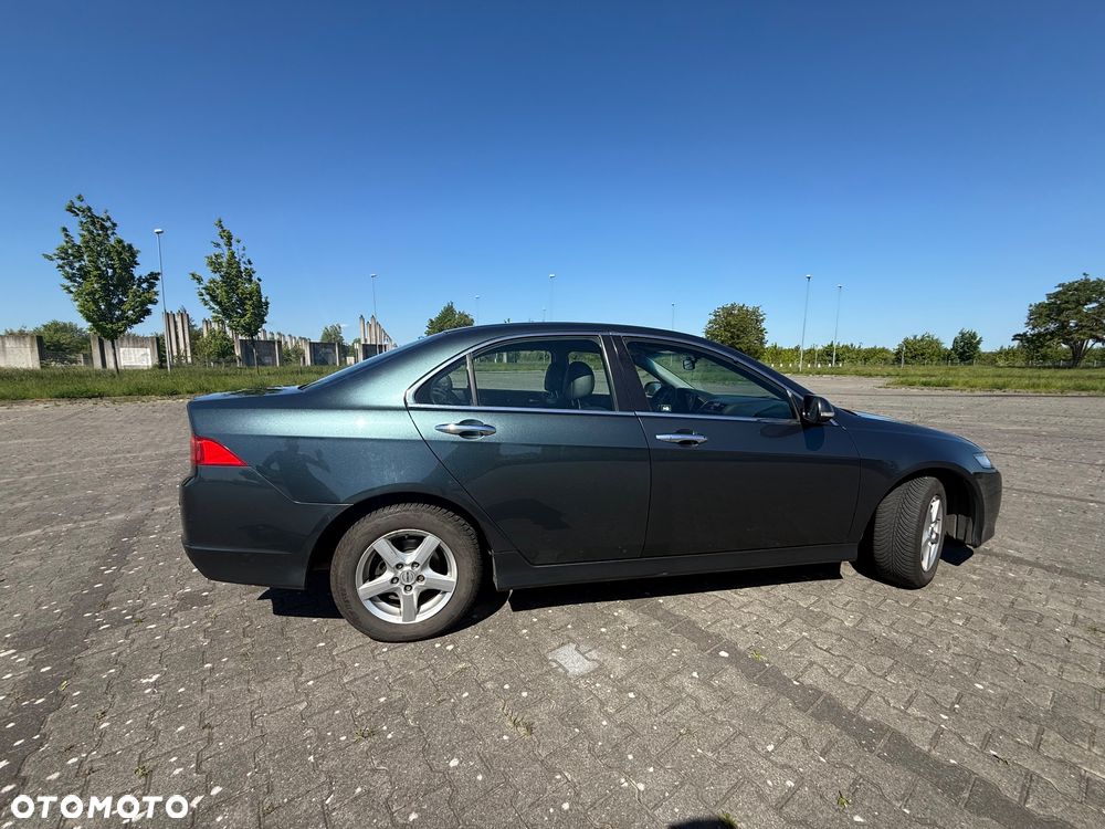 Honda Accord 2.0 Comfort - 15