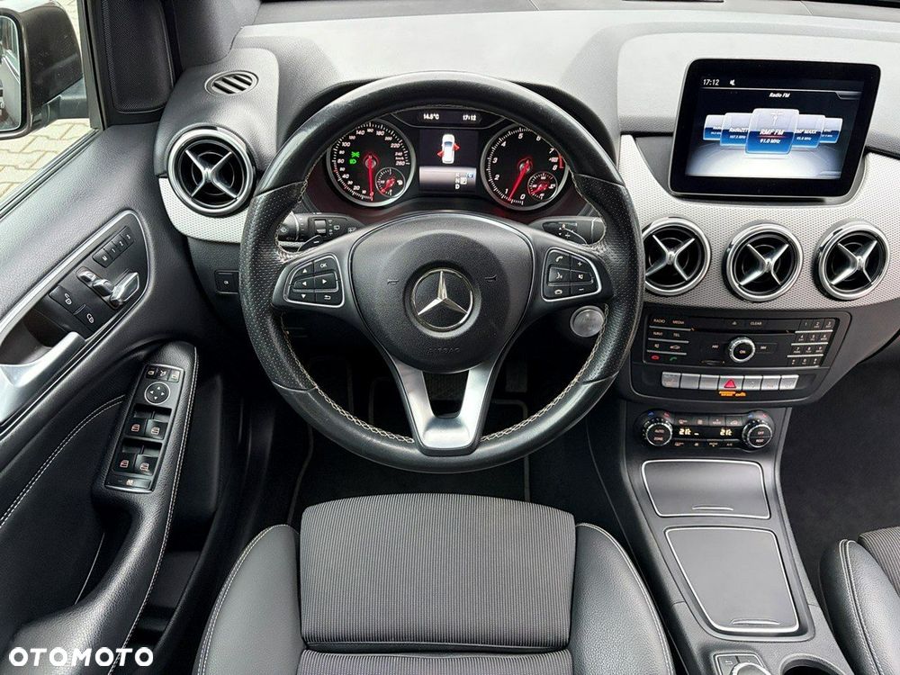 Mercedes-Benz Klasa B 250 - 21