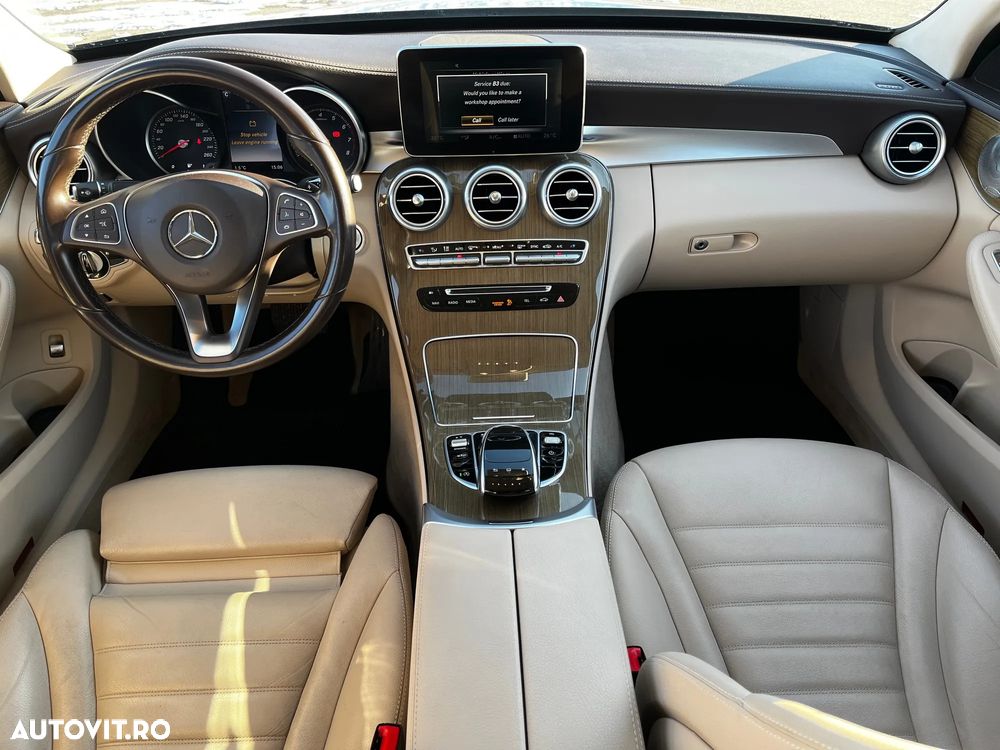 Mercedes-Benz C 400 4MATIC - 12