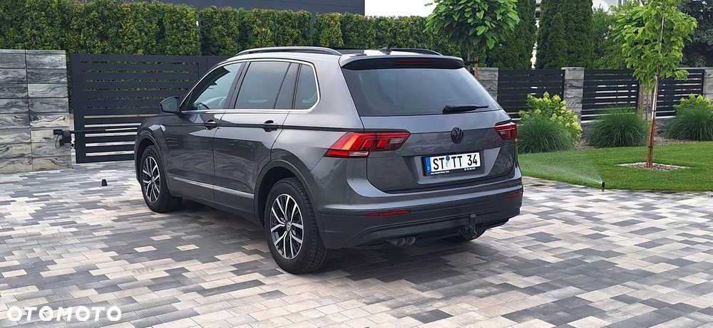 Volkswagen Tiguan - 12