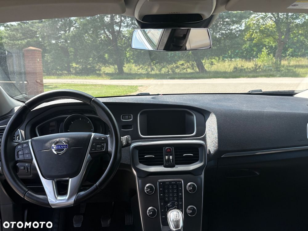 Volvo V40 D2 You - 8