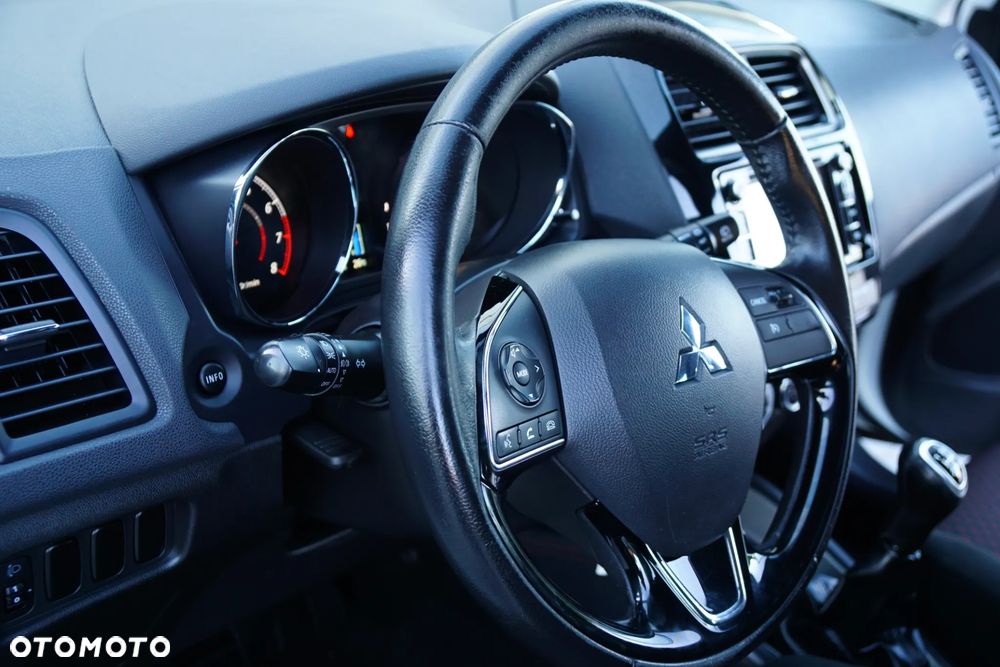 Mitsubishi ASX 1.6 2WD Diamant Edition+ - 25