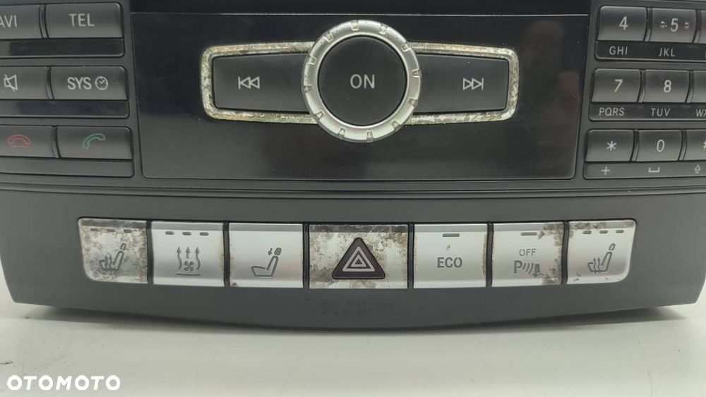 RADIO FABRYCZNE MERCEDES W212 A2129008524 - 2