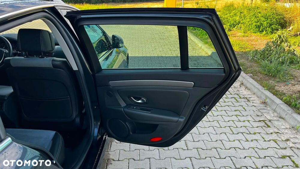 Renault Laguna 2.0 DCi FAP GT - 28