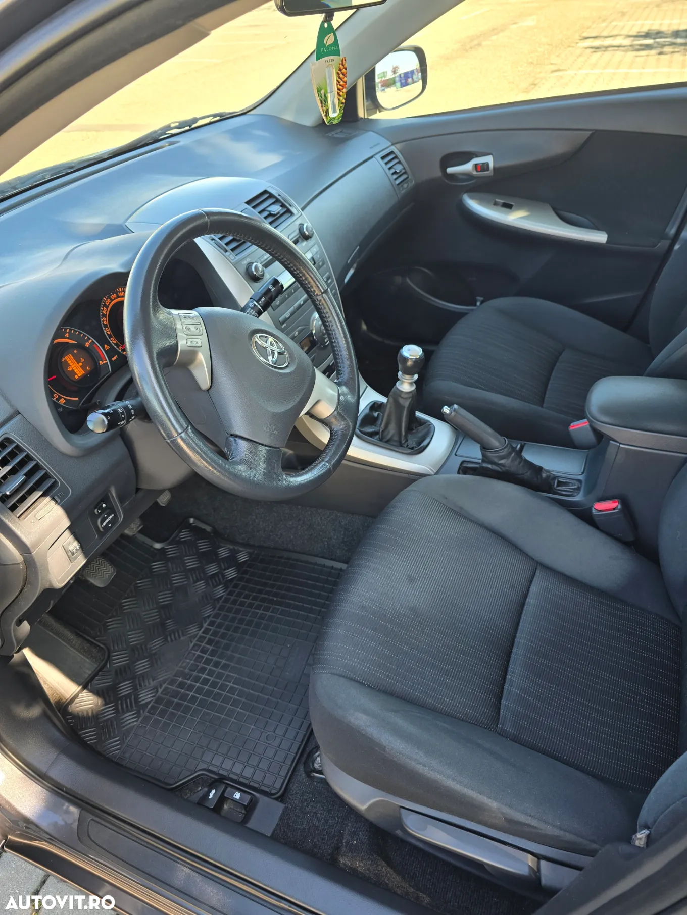 Toyota Corolla 2.0 D-4D DPF Sol - 16