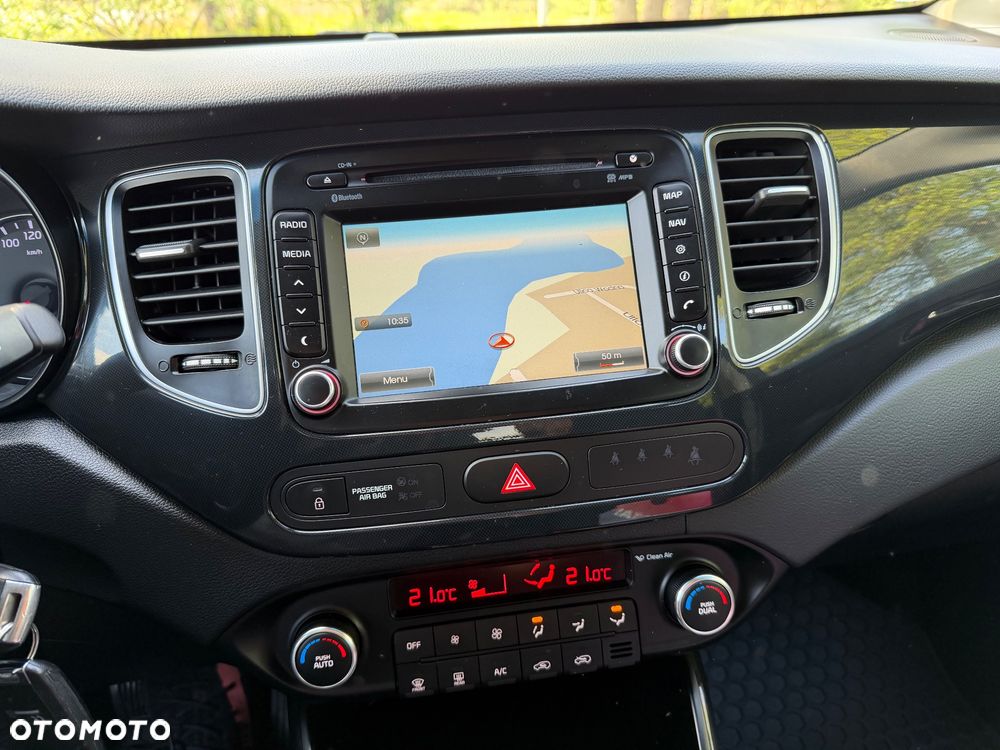 Kia Carens 1.7 CRDi 141 Dream Team Edition - 17
