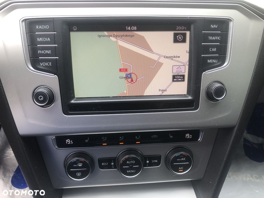 Volkswagen Passat Variant 1.6 TDI (BlueMotion Technology) Comfortline - 15