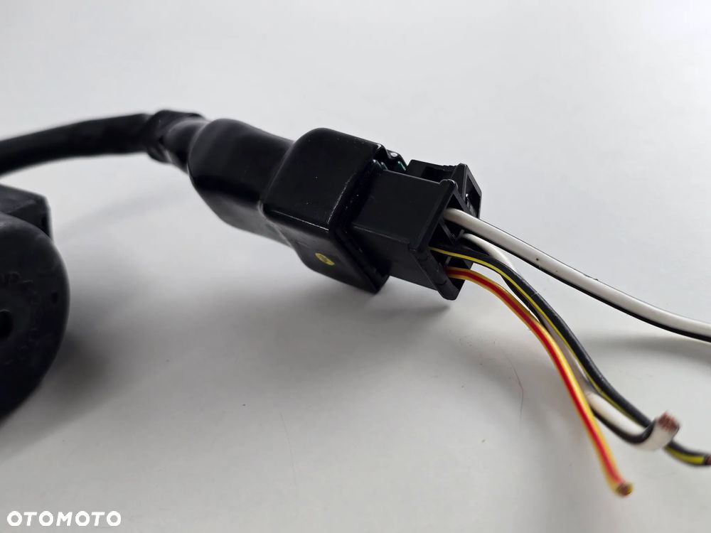 PRZEKAZNIK ROZRUSZNIKA STYCZNIK  TRIUMPH SCRAMBLER 400 SPEED - 6