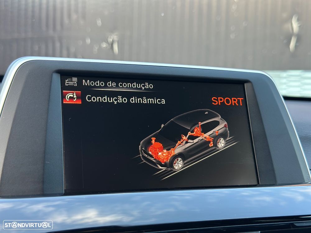 BMW X1 16 d sDrive Line Sport - 14