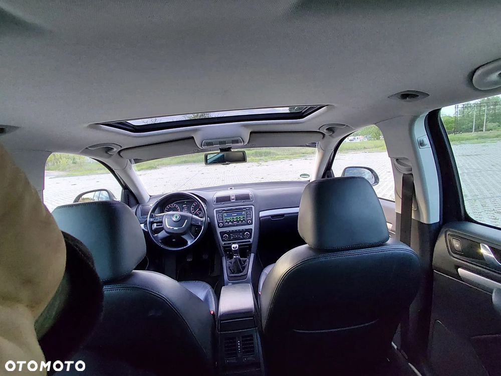 Skoda Octavia 1.6 TDI DPF Elegance - 5