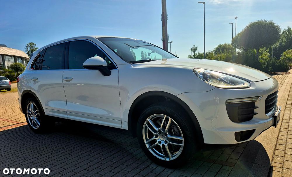 Porsche Cayenne Standard - 12