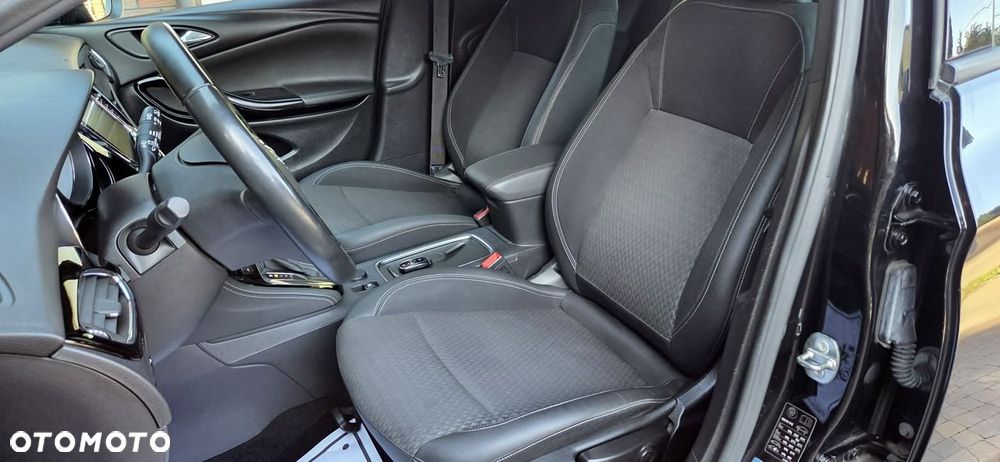 Opel Astra 1.4 T Elite S&S - 17