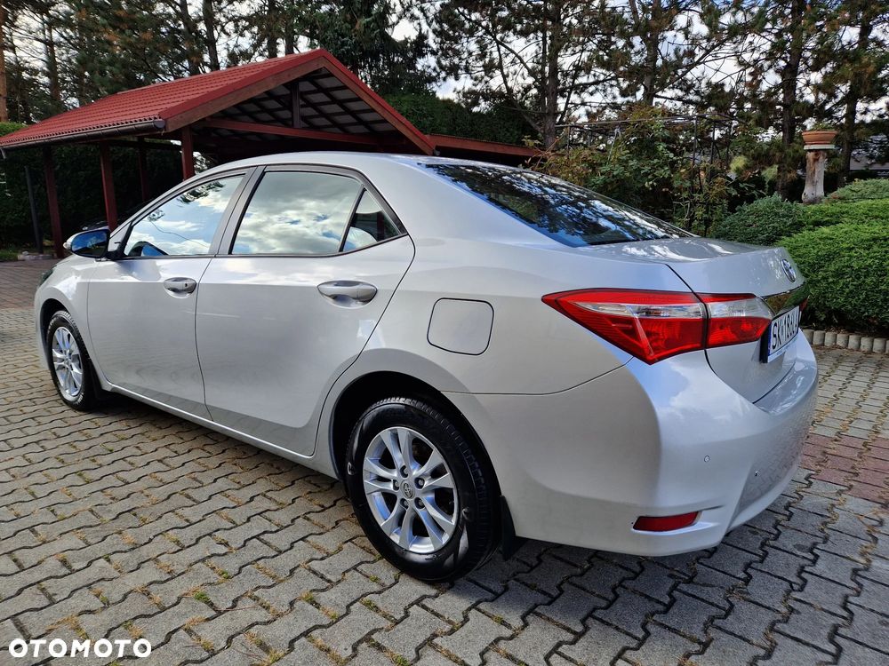 Toyota Corolla 2016 photo 3