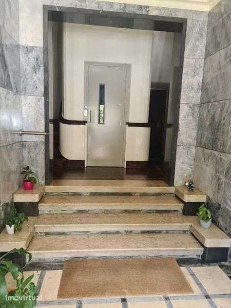 Apartamento para venda em ótimo local, em Lisboa - Grande imagem: 3/12