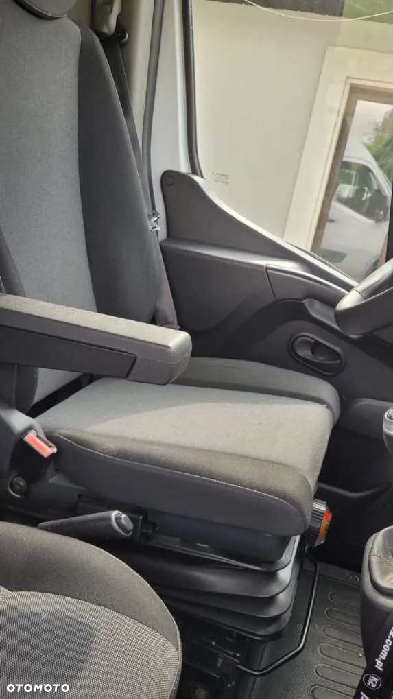 Renault Master - 11