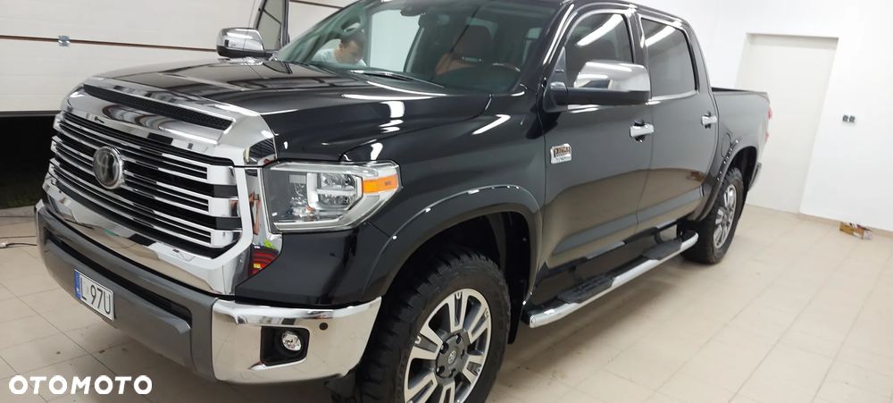 Toyota Tundra - 3