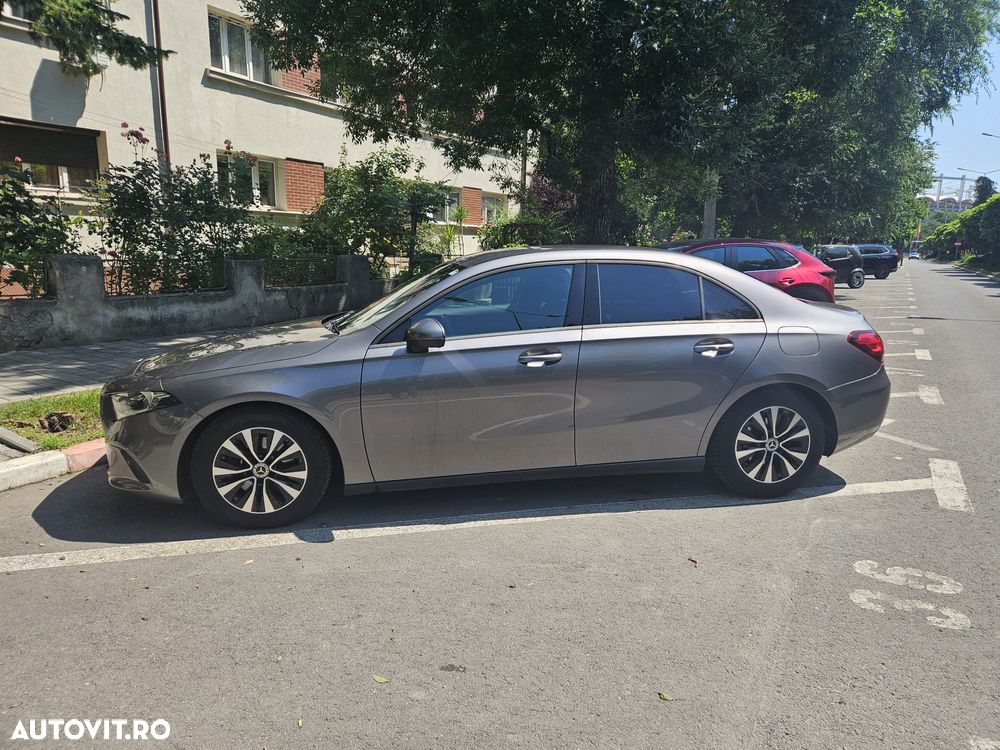 Mercedes-Benz A 180 d Sedan 8G-DCT - 6