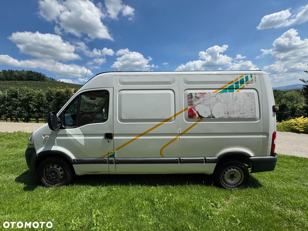 Nissan Interstar - 8