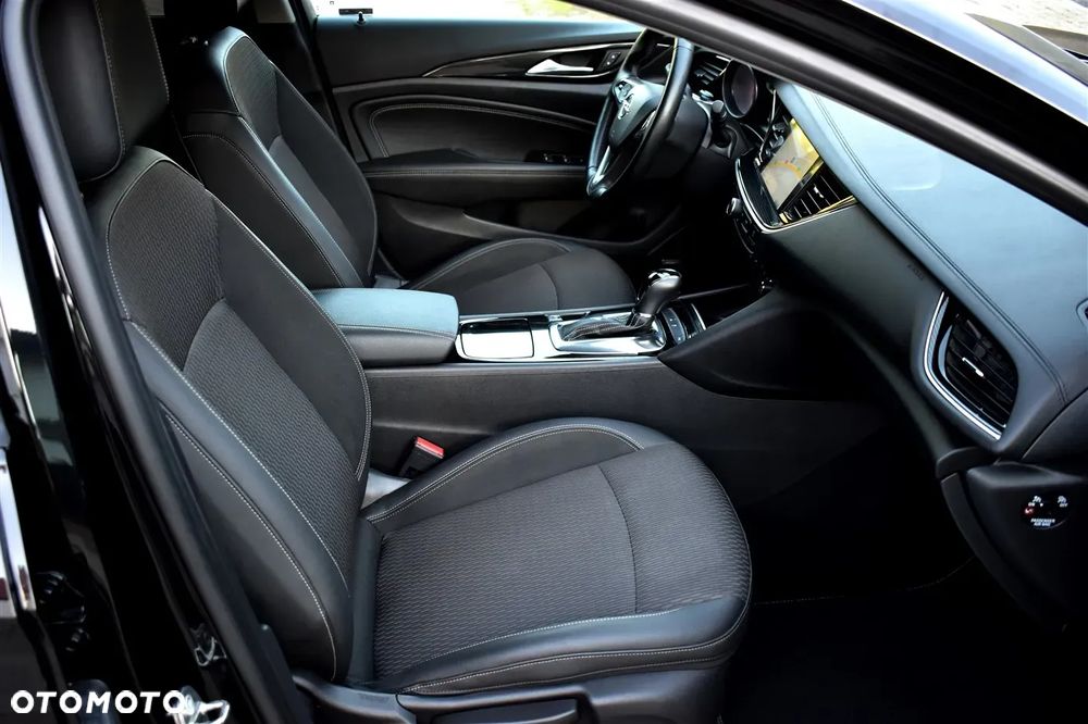 Opel Insignia 1.5 T GPF Exclusive S&S - 26