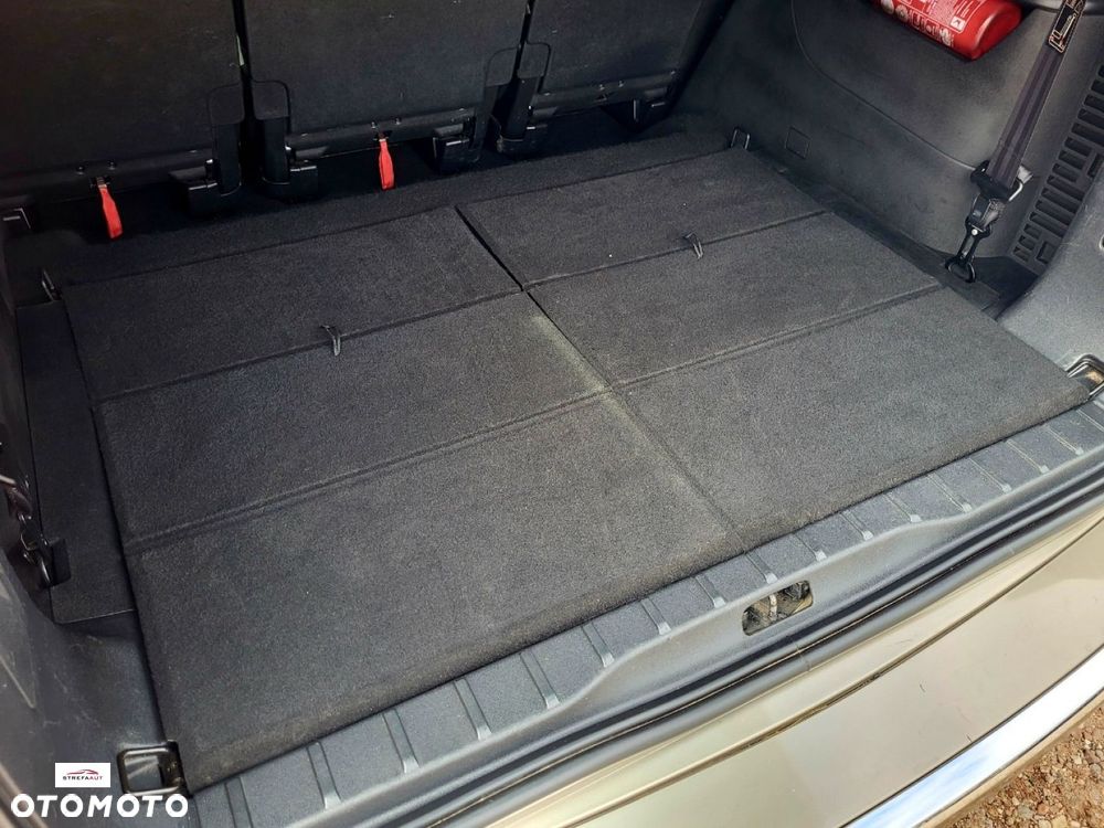 Citroën C4 Grand Picasso - 23