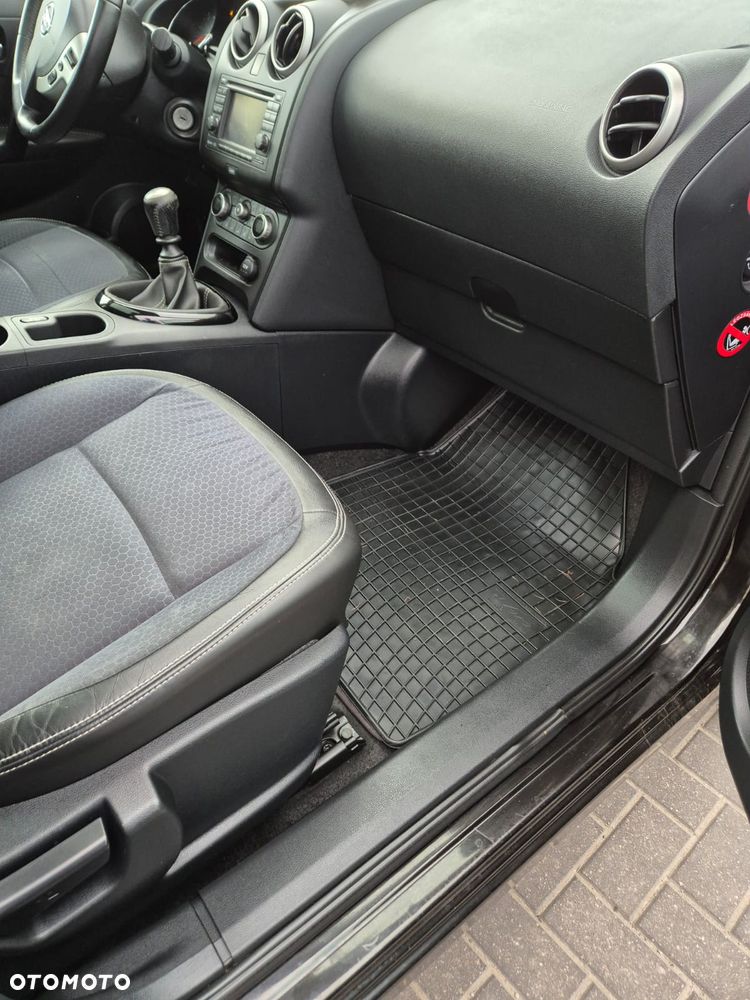 Nissan Qashqai - 8