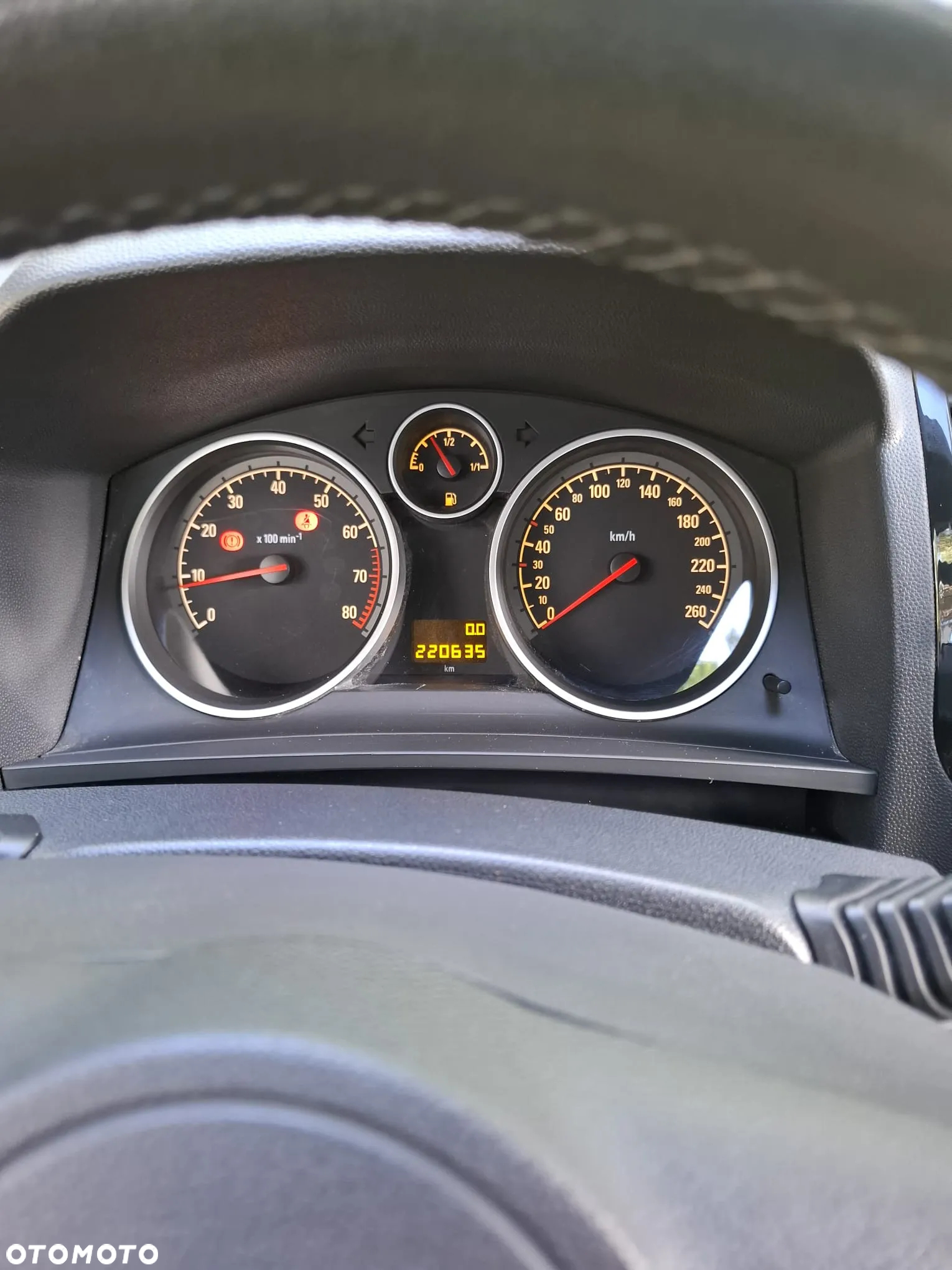 Opel Zafira 1.6 - 8