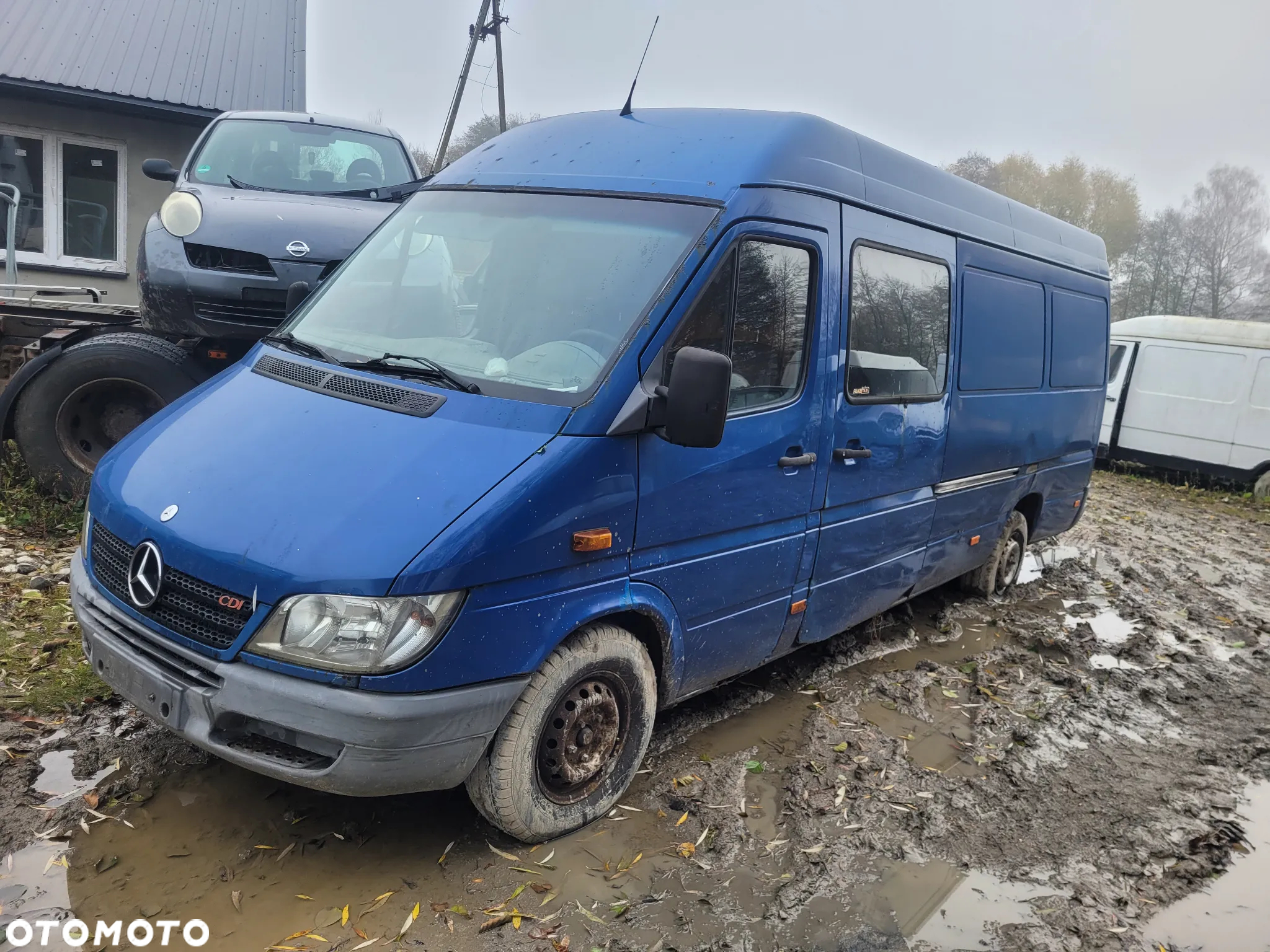 MERCEDES SPRINTER 903 2.2 CDI 611981 silnik skrzynia napęd sanki belka wahacz wahacze zacisk zaciski zwrotnica piasta - 2