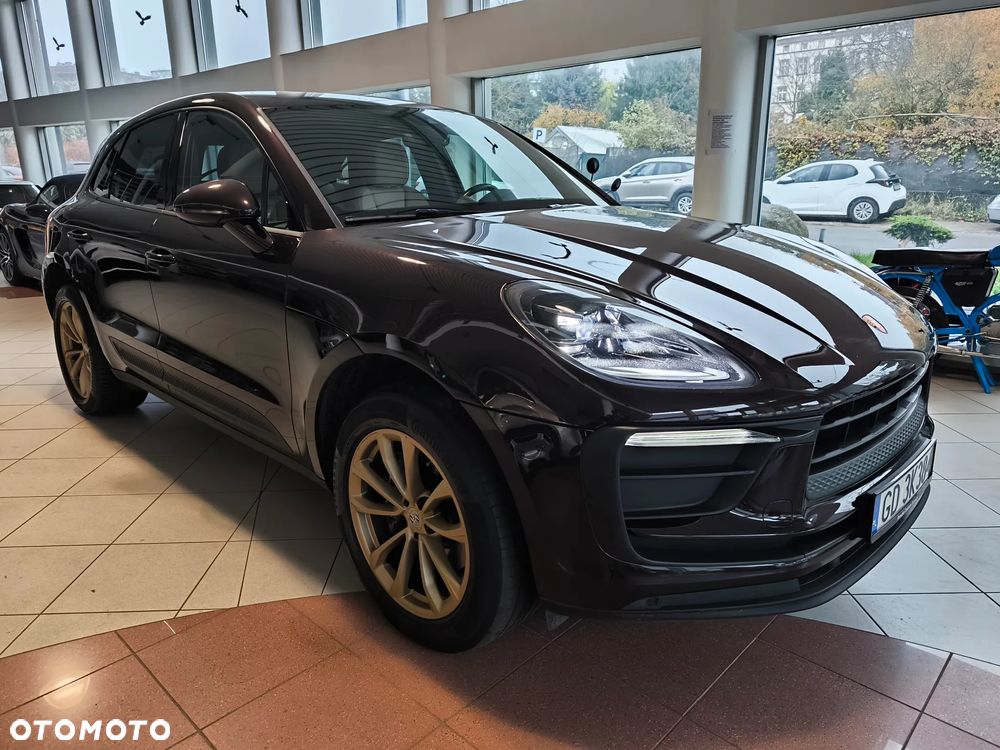 Porsche Macan Standard - 4