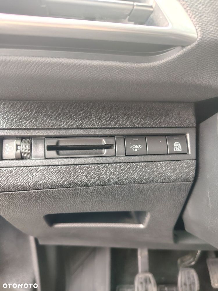 Peugeot 3008 1.2 PureTech Allure - 15