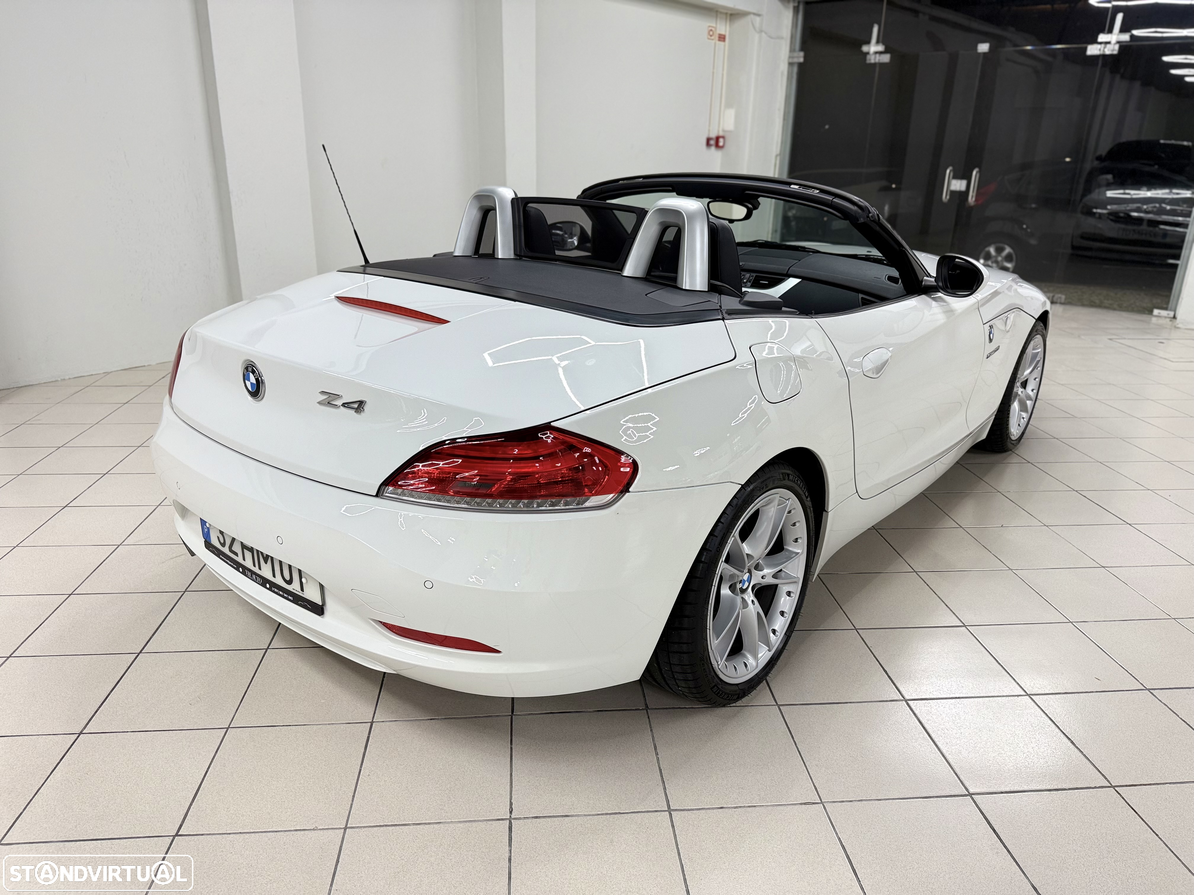BMW Z4 23 i - 18