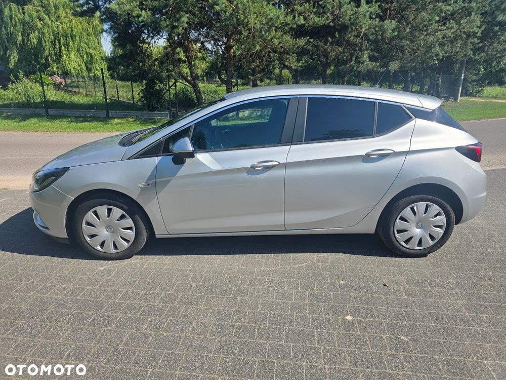 Opel Astra 1.6 CDTI Essentia S&S - 2