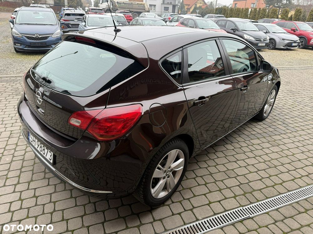 Opel Astra 1.6 Enjoy EU6 - 5