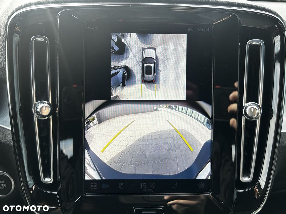Volvo XC 40 - 31
