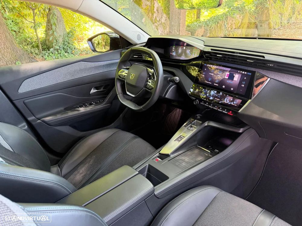 Peugeot 308 SW 1.2 PureTech Allure Pack EAT8 - 18