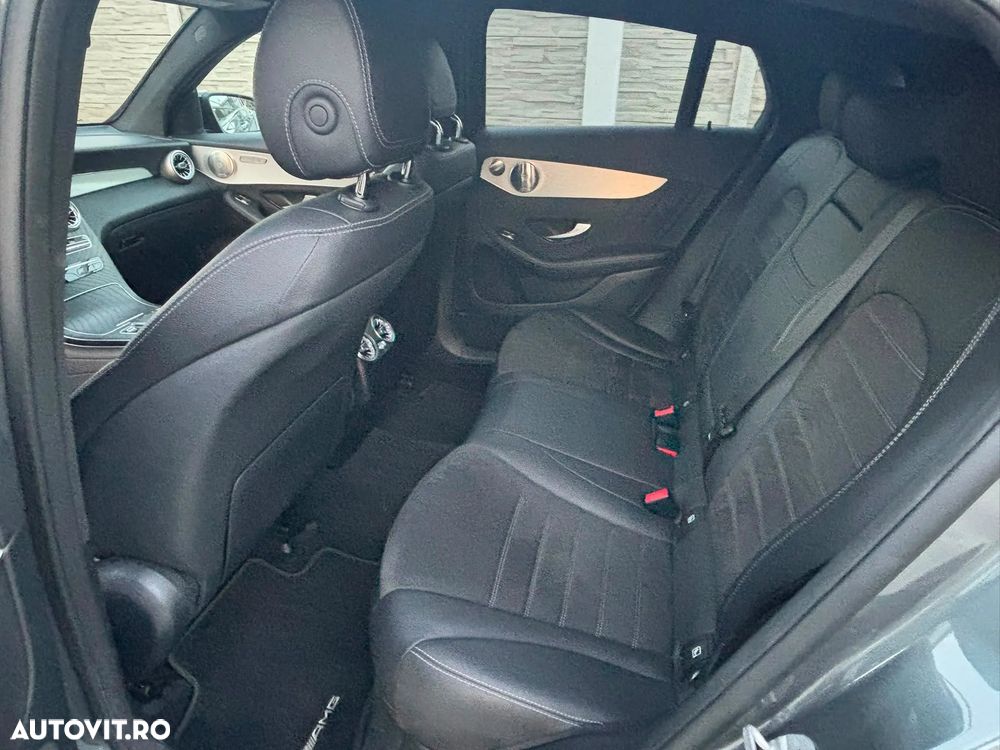Mercedes-Benz GLC Coupe 300 4MATIC - 8