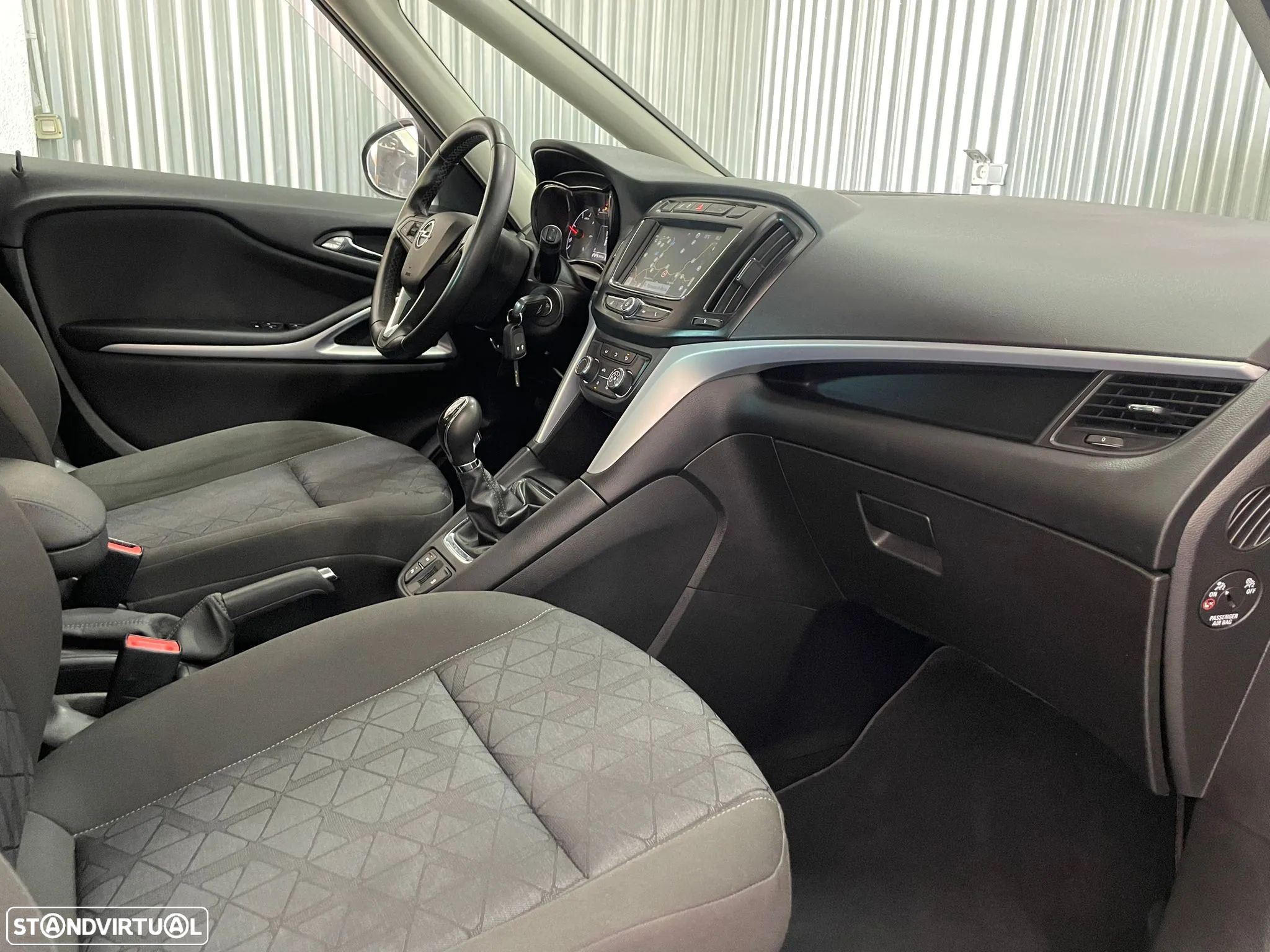 Opel Zafira 1.6 CDTi 120 Anos S/S - 19