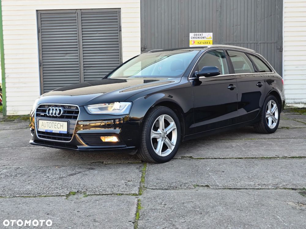 Audi A4 Avant 2.0 TDI Quattro Design S tronic - 22