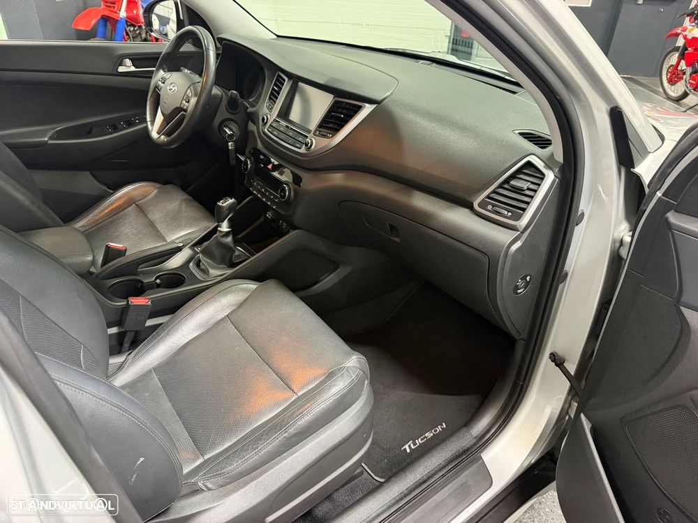 Hyundai Tucson 1.7 CRDi Executive - 20