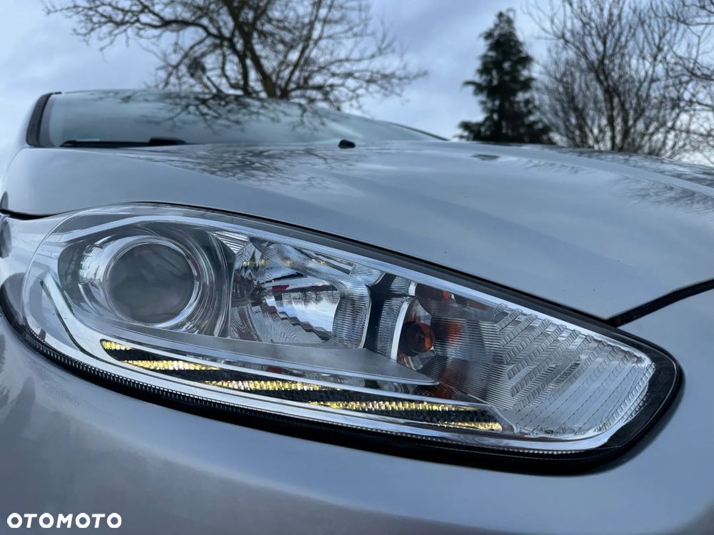 Ford Fiesta 1.5 TDCi Titanium - 11