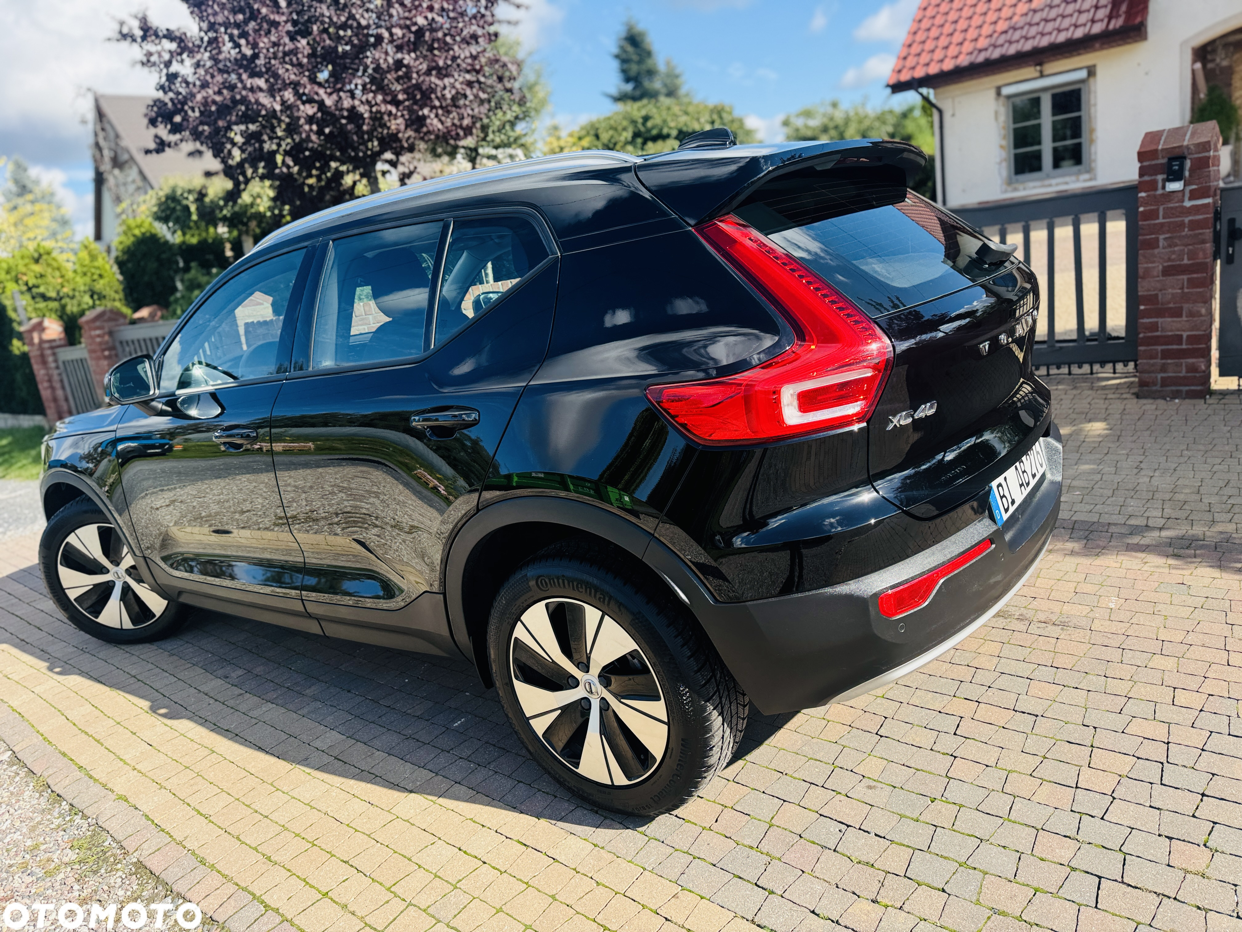 Volvo XC 40 T2 Plus Dark - 17