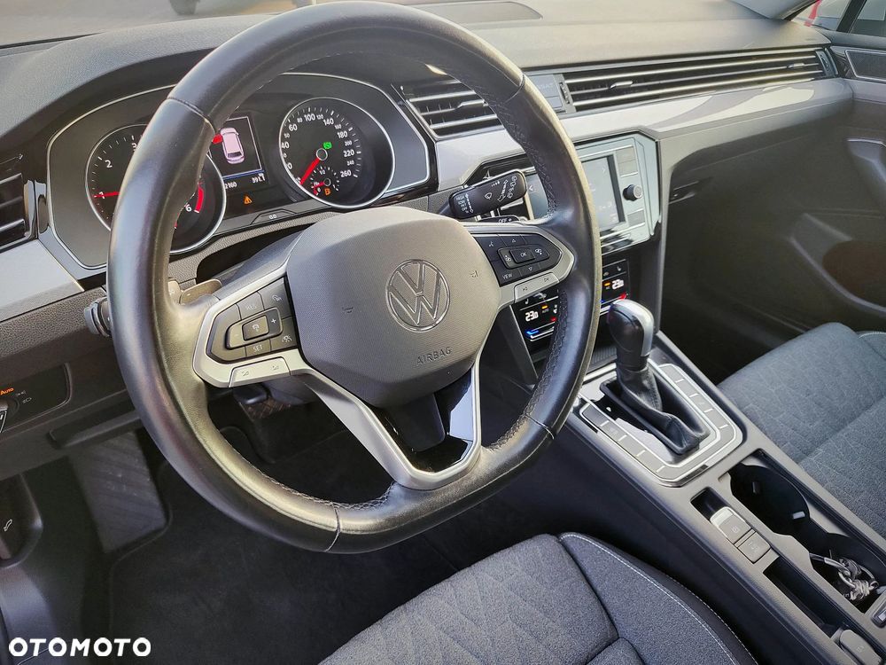 Volkswagen Passat Variant 2.0 TDI EVO Business DSG - 6