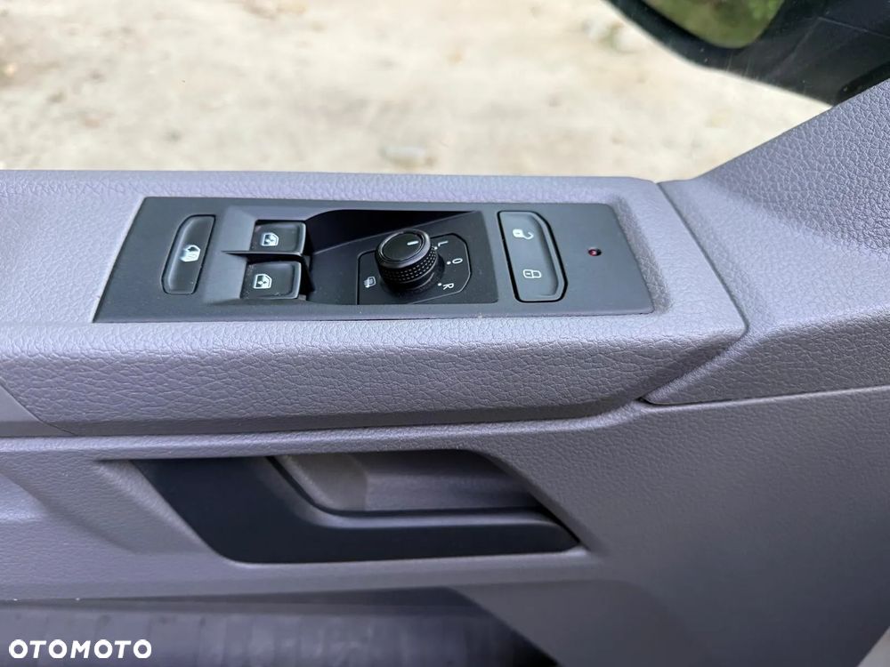 Volkswagen TRANSPORTER - 11