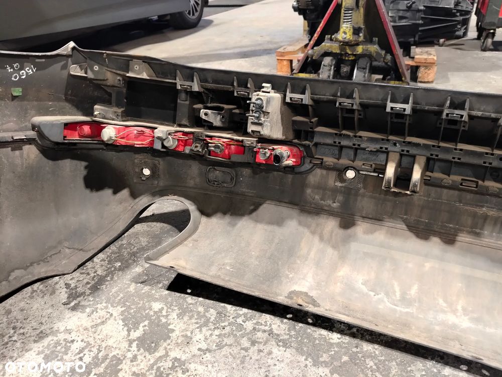 Zderzak tył Audi Q7 - 11