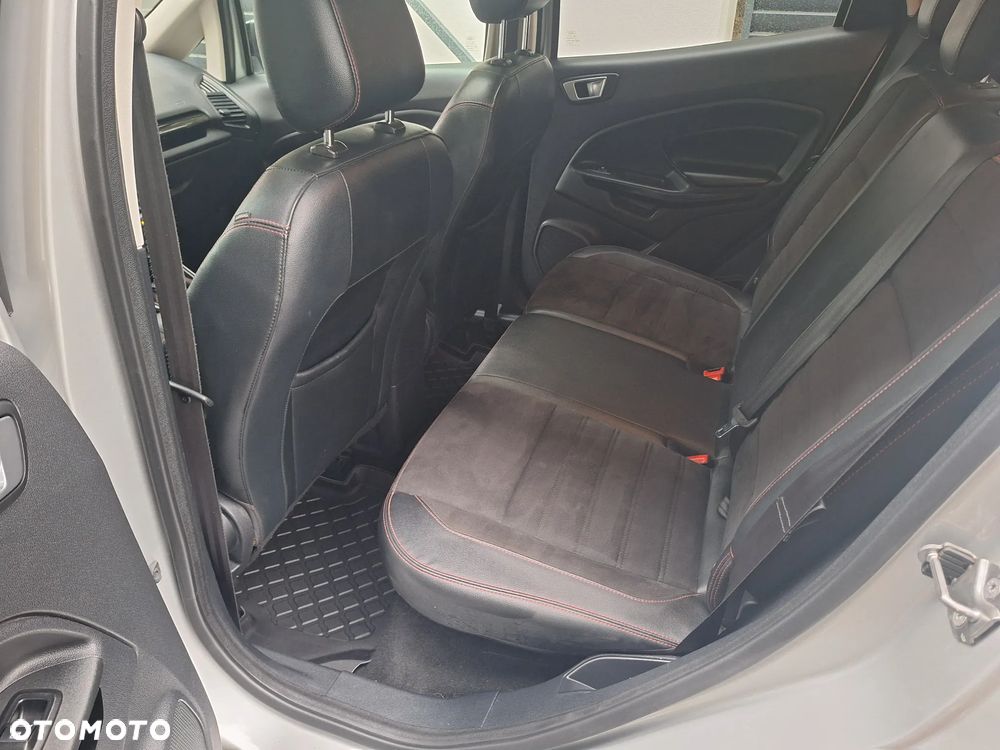 Ford EcoSport 1.5 TDCi ST-LINE - 9