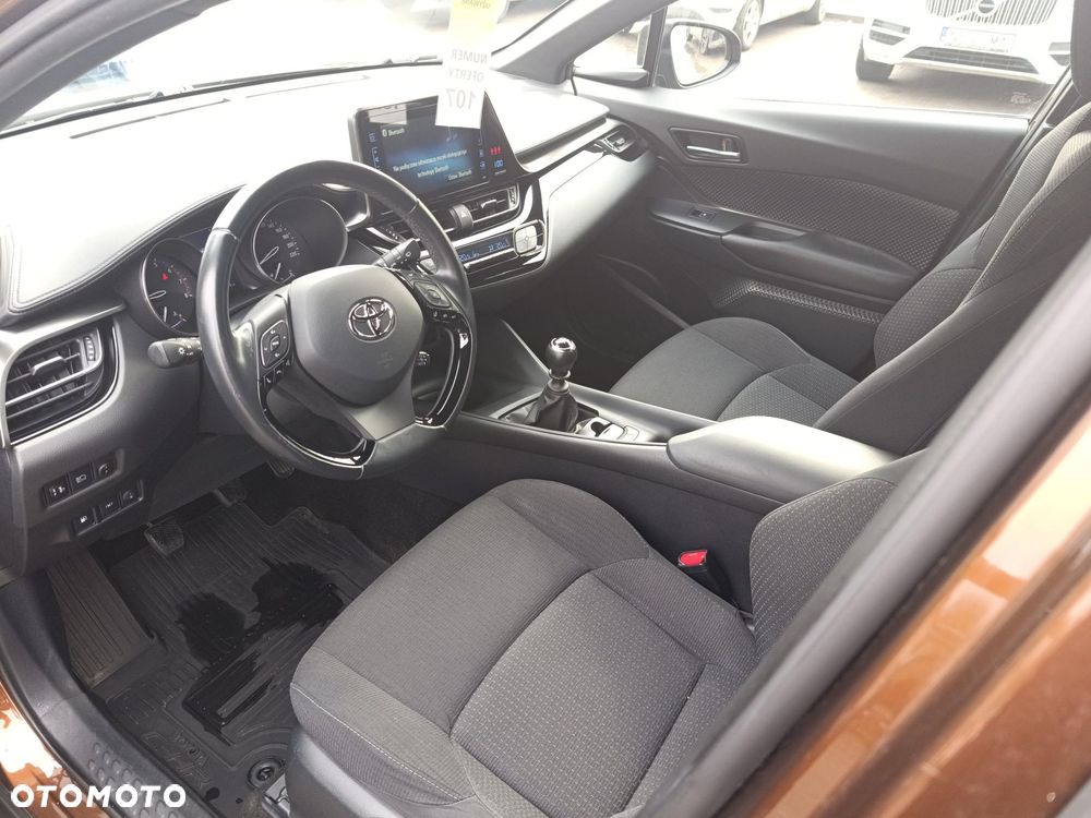 Toyota C-HR 1.2 T GPF Premium - 27